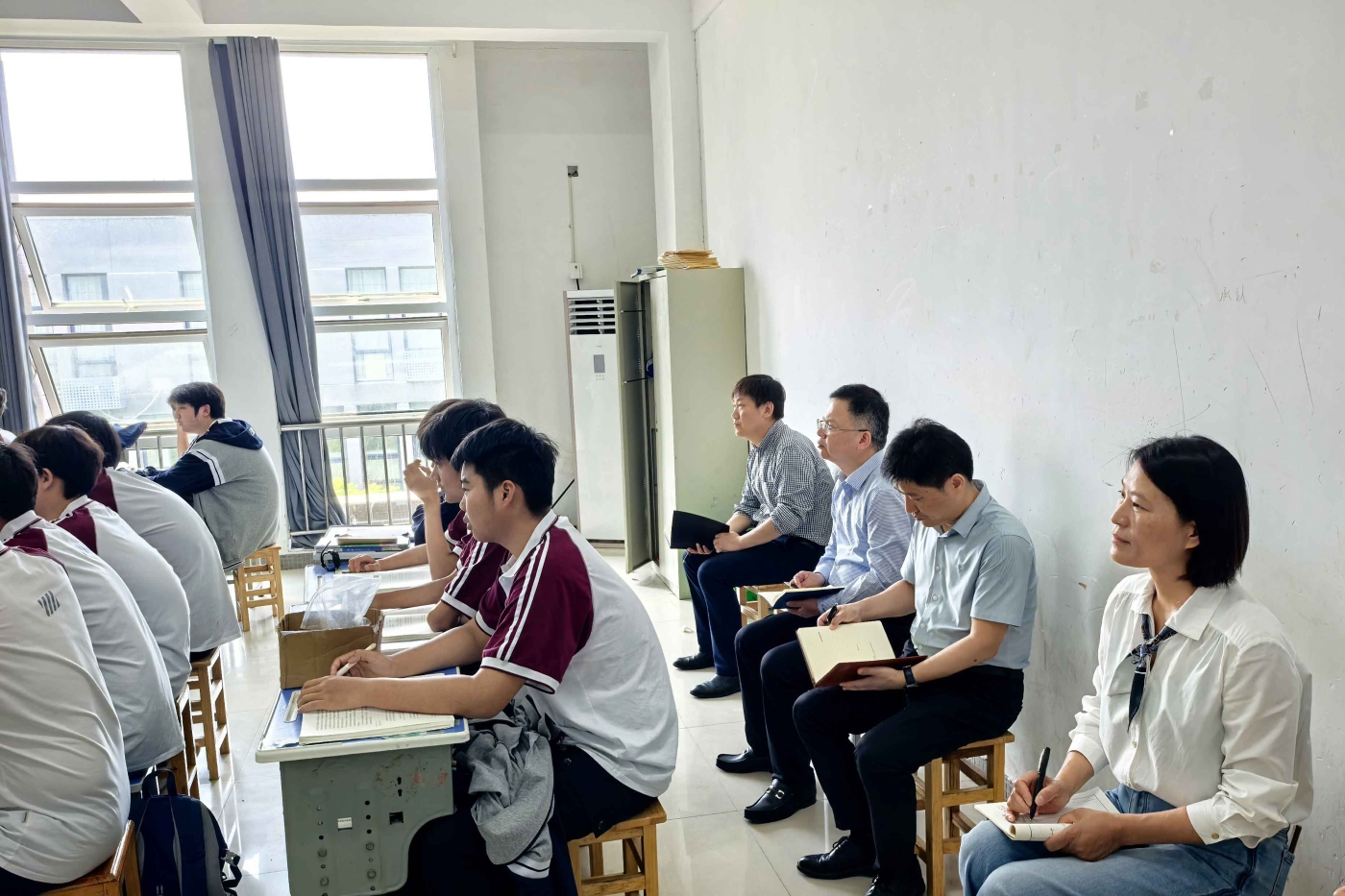 图片2 图片2